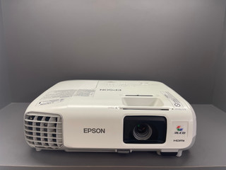 ویدئو پروژکتور اپسون EPSON Powerlite S27 (میزان نور عالی+ | کیفیت تصویر بسیار خوب)