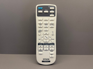کنترل پروژکتور اپسون EPSON